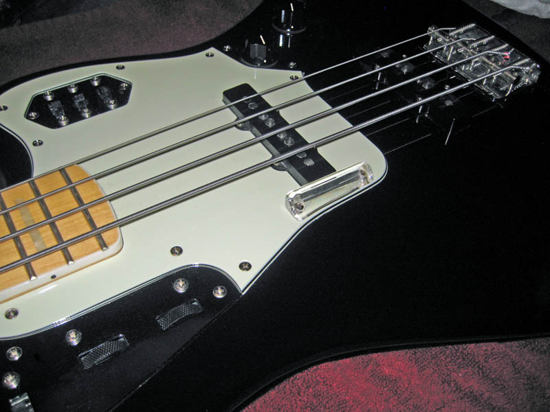 Bass Thumb Rest